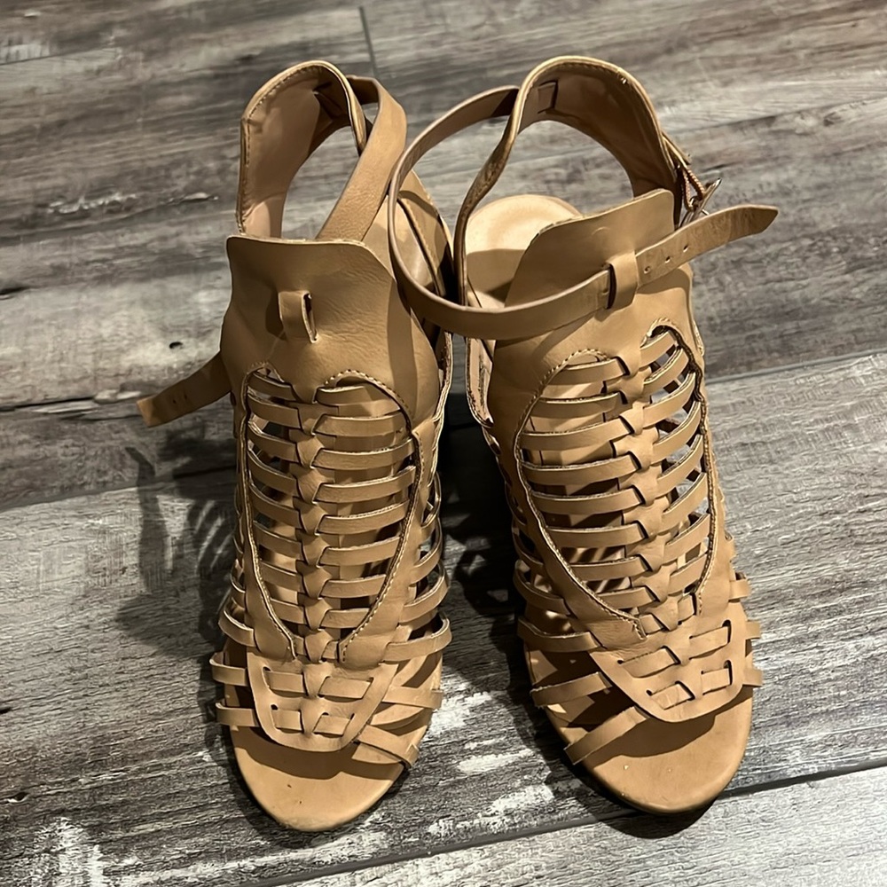 Tan heels